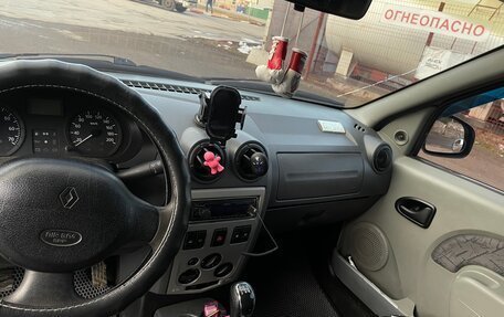 Renault Logan I, 2005 год, 240 000 рублей, 7 фотография