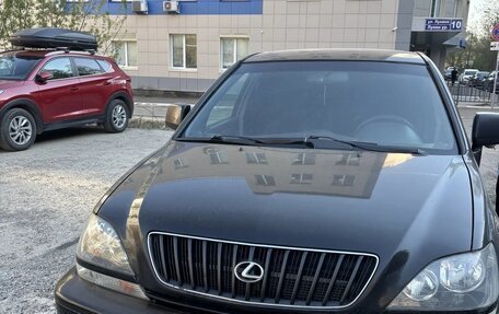 Lexus RX IV рестайлинг, 1999 год, 580 000 рублей, 2 фотография