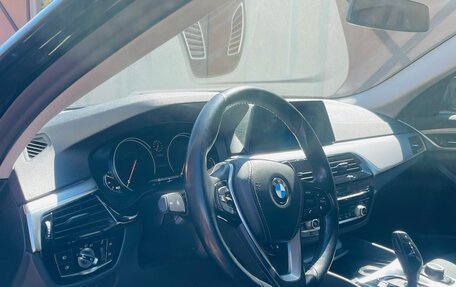 BMW 5 серия, 2018 год, 3 790 000 рублей, 9 фотография