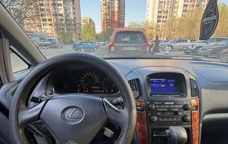Lexus RX IV рестайлинг, 1999 год, 580 000 рублей, 6 фотография