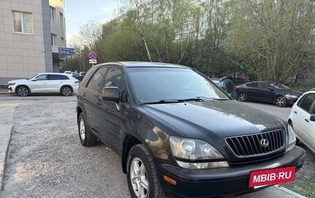 Lexus RX IV рестайлинг, 1999 год, 580 000 рублей, 5 фотография