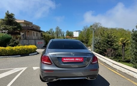 Mercedes-Benz E-Класс, 2019 год, 2 990 000 рублей, 5 фотография
