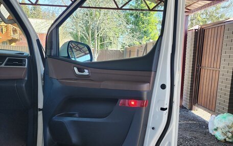 Hyundai Grand Starex Grand Starex I рестайлинг 2, 2019 год, 4 050 000 рублей, 7 фотография