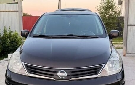Nissan Tiida, 2011 год, 560 000 рублей, 2 фотография