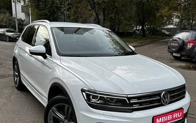 Volkswagen Tiguan II, 2019 год, 3 800 000 рублей, 1 фотография