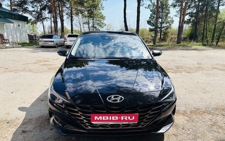 Hyundai Elantra, 2023 год, 2 600 000 рублей, 1 фотография