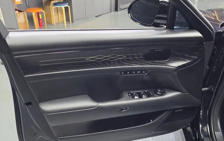 Genesis G90, 2026 год, 13 800 000 рублей, 22 фотография