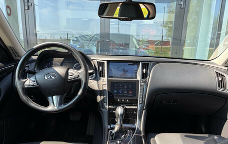 Infiniti Q50 I рестайлинг, 2017 год, 2 050 000 рублей, 10 фотография