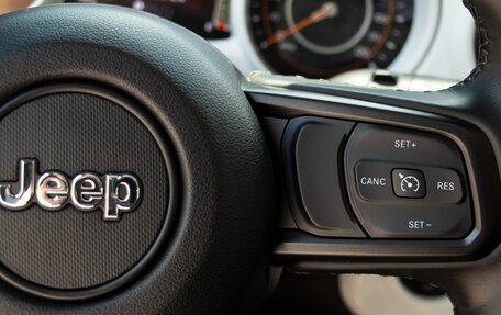 Jeep Wrangler, 2021 год, 7 250 000 рублей, 22 фотография