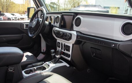 Jeep Wrangler, 2021 год, 7 250 000 рублей, 18 фотография