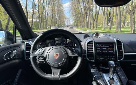 Porsche Cayenne III, 2013 год, 2 950 000 рублей, 2 фотография