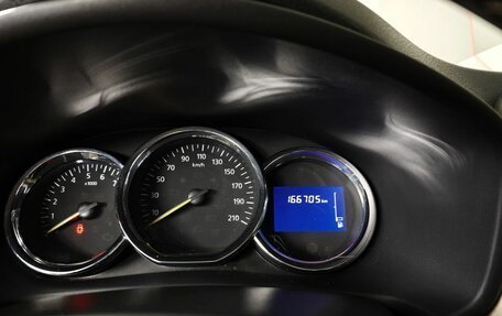 Renault Logan II, 2015 год, 597 000 рублей, 18 фотография