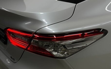 Toyota Camry, 2021 год, 3 489 000 рублей, 10 фотография