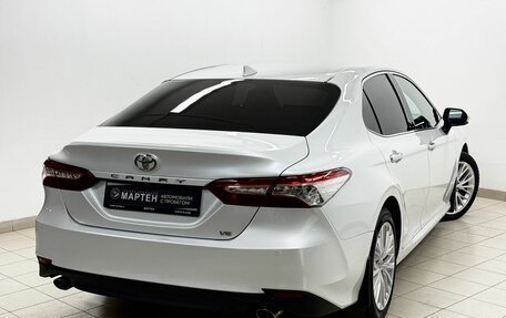 Toyota Camry, 2021 год, 3 489 000 рублей, 9 фотография
