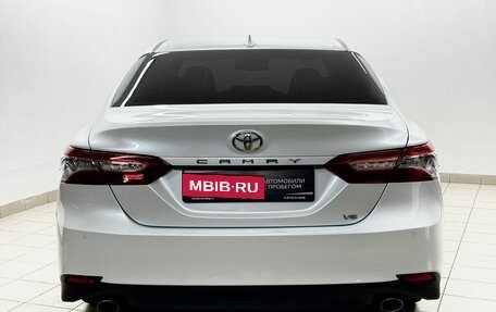 Toyota Camry, 2021 год, 3 489 000 рублей, 5 фотография