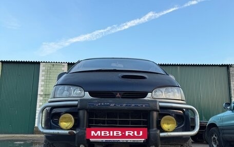 Mitsubishi Delica IV, 1996 год, 670 000 рублей, 3 фотография
