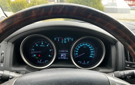 Toyota Land Cruiser 200, 2011 год, 2 850 000 рублей, 3 фотография