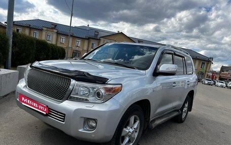 Toyota Land Cruiser 200, 2011 год, 2 850 000 рублей, 4 фотография