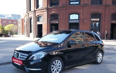 Mercedes-Benz B-Класс, 2014 год, 1 350 000 рублей, 3 фотография