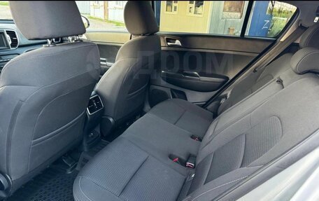 KIA Sportage IV рестайлинг, 2018 год, 2 030 000 рублей, 14 фотография