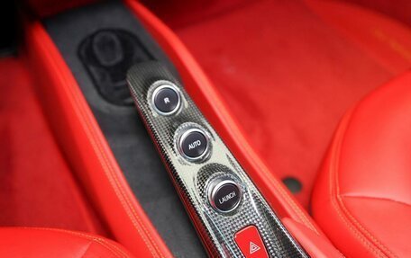 Ferrari F8, 2021 год, 24 990 000 рублей, 6 фотография