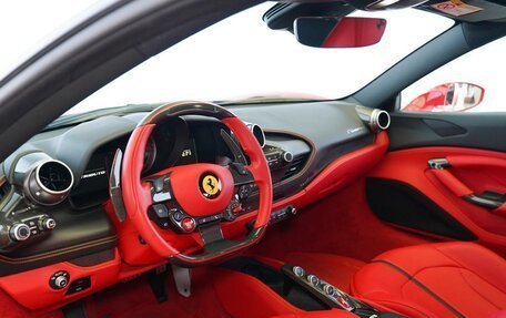 Ferrari F8, 2021 год, 24 990 000 рублей, 8 фотография