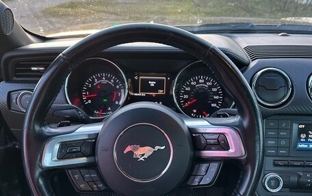 Ford Mustang VI рестайлинг, 2015 год, 2 200 000 рублей, 11 фотография