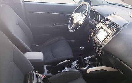 Mitsubishi ASX I рестайлинг, 2010 год, 530 000 рублей, 7 фотография
