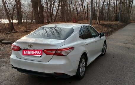 Toyota Camry, 2021 год, 2 600 000 рублей, 5 фотография