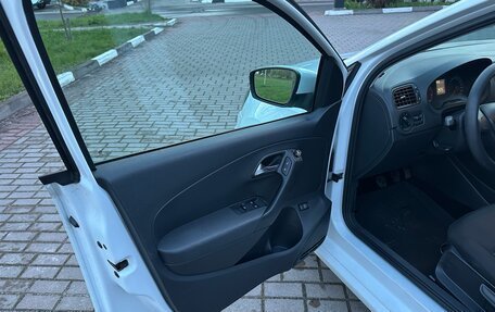 Volkswagen Polo VI (EU Market), 2017 год, 835 000 рублей, 11 фотография