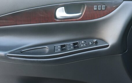 Infiniti QX50 I рестайлинг, 2016 год, 2 189 000 рублей, 9 фотография