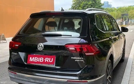 Volkswagen Tiguan II, 2020 год, 1 620 004 рублей, 5 фотография