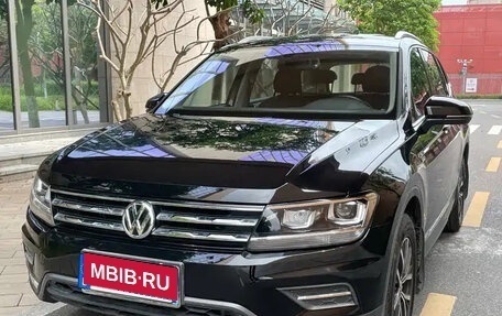 Volkswagen Tiguan II, 2020 год, 1 620 004 рублей, 3 фотография