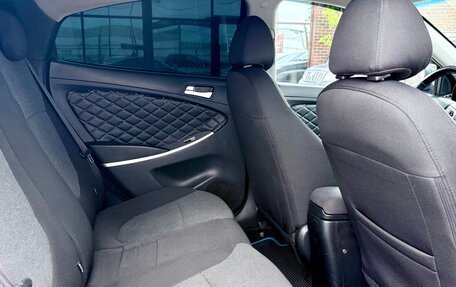 Hyundai Solaris II рестайлинг, 2011 год, 649 990 рублей, 10 фотография