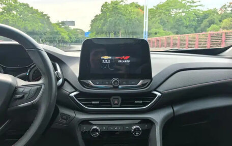Chevrolet Orlando, 2022 год, 1 300 555 рублей, 12 фотография