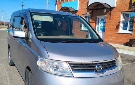 Nissan Serena III, 2005 год, 910 000 рублей, 3 фотография