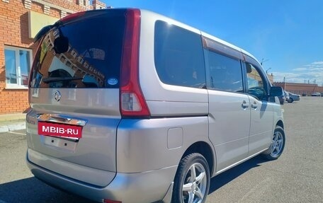 Nissan Serena III, 2005 год, 910 000 рублей, 11 фотография