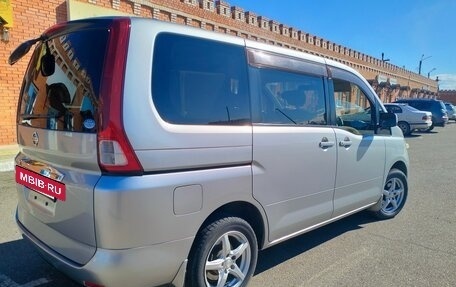 Nissan Serena III, 2005 год, 910 000 рублей, 12 фотография