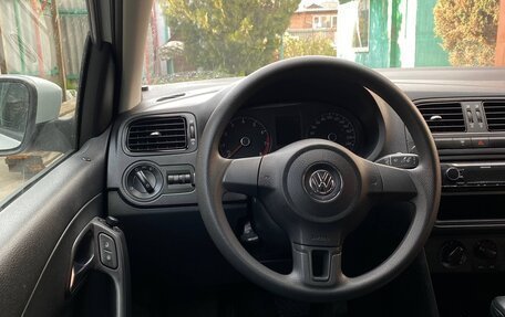 Volkswagen Polo VI (EU Market), 2015 год, 1 050 000 рублей, 11 фотография