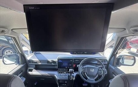 Honda Stepwgn IV, 2022 год, 1 870 333 рублей, 17 фотография
