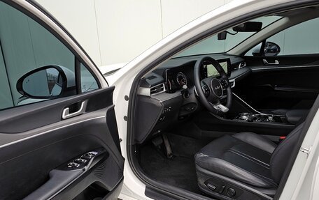 KIA K5, 2023 год, 2 205 000 рублей, 17 фотография