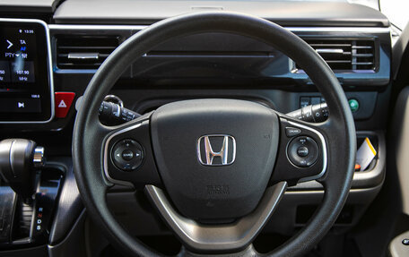 Honda Stepwgn IV, 2015 год, 1 465 000 рублей, 17 фотография