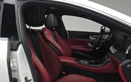Mercedes-Benz CLS, 2022 год, 6 140 000 рублей, 17 фотография