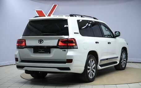 Toyota Land Cruiser 200, 2016 год, 7 190 000 рублей, 5 фотография