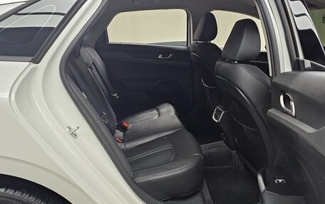 KIA K5, 2022 год, 2 303 000 рублей, 28 фотография
