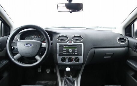 Ford Focus II рестайлинг, 2005 год, 340 000 рублей, 12 фотография