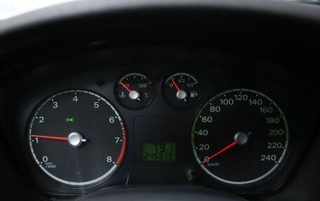 Ford Focus II рестайлинг, 2005 год, 340 000 рублей, 16 фотография