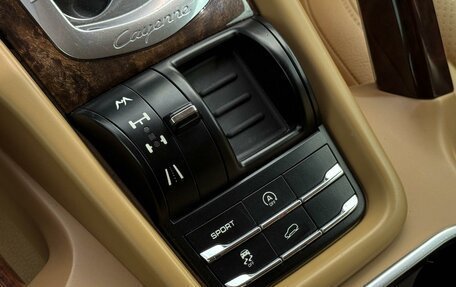 Porsche Cayenne III, 2012 год, 2 699 000 рублей, 23 фотография