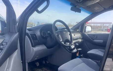 Hyundai H-1 II рестайлинг, 2008 год, 1 200 000 рублей, 4 фотография