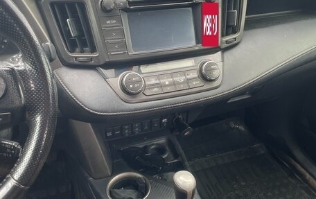 Toyota RAV4, 2014 год, 1 550 000 рублей, 11 фотография